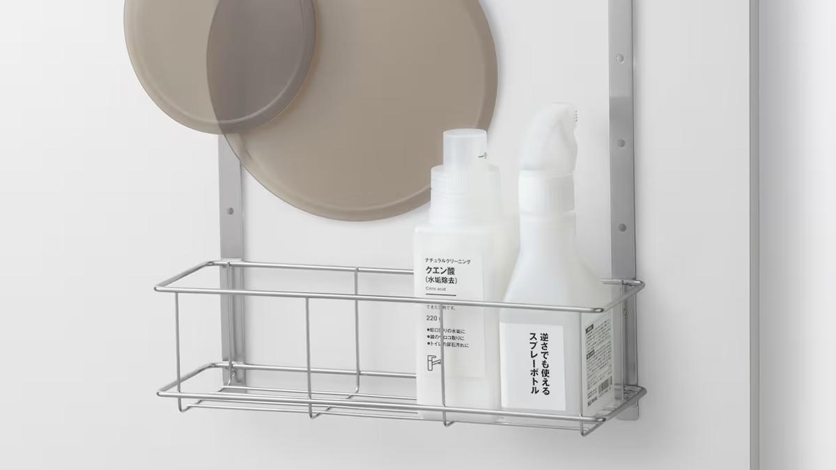 檯面不再亂糟糟！MUJI無印良品2款「門板掛勾系列」聰明活用門後空間，免鑽孔把廚房死角變黃金收納區